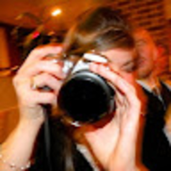 Meet your Posher, Holly - Picture 1 of 1